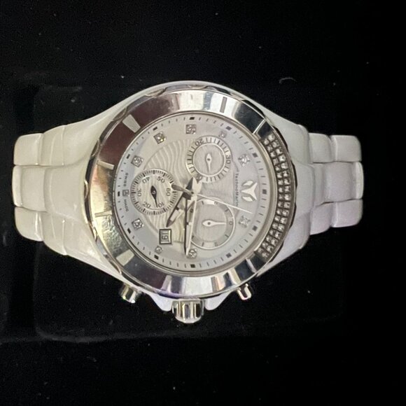 TechnoMarine Women's 110031C Cruise Ceramic 40mm Watch – Stunning - Picture 2 of 3